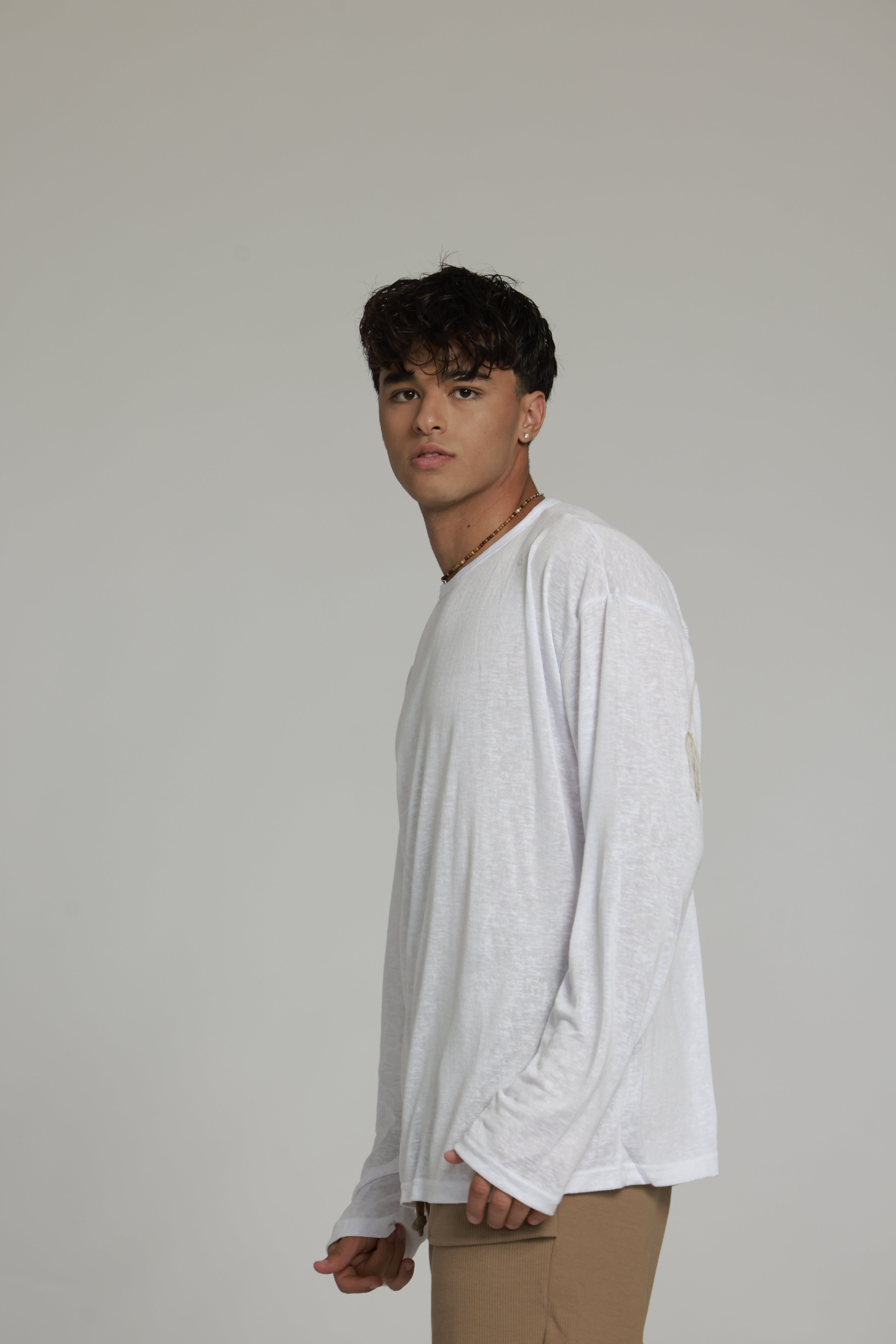 חולצת סלאב עגול | לבן