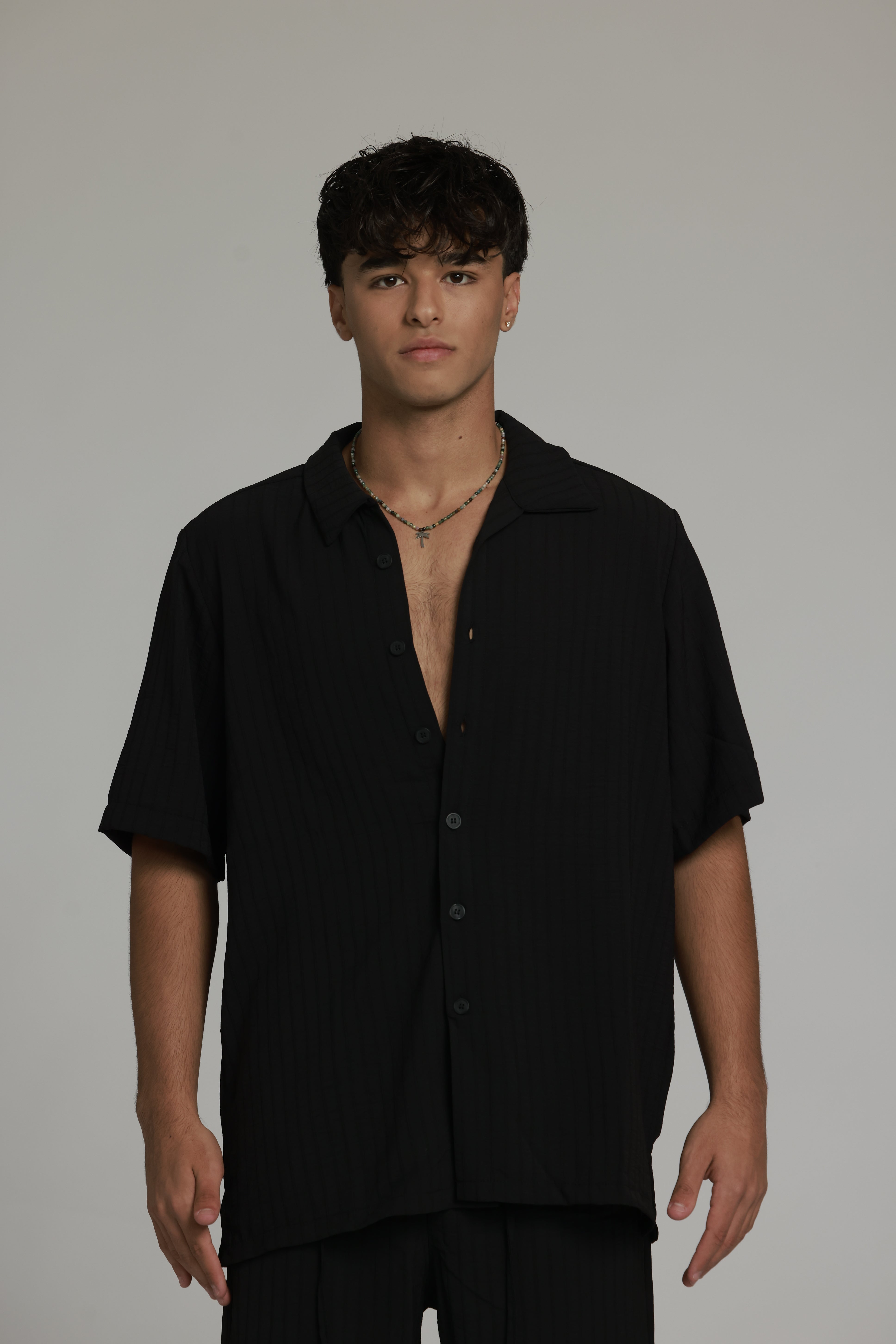 חליפת פסים | שחור